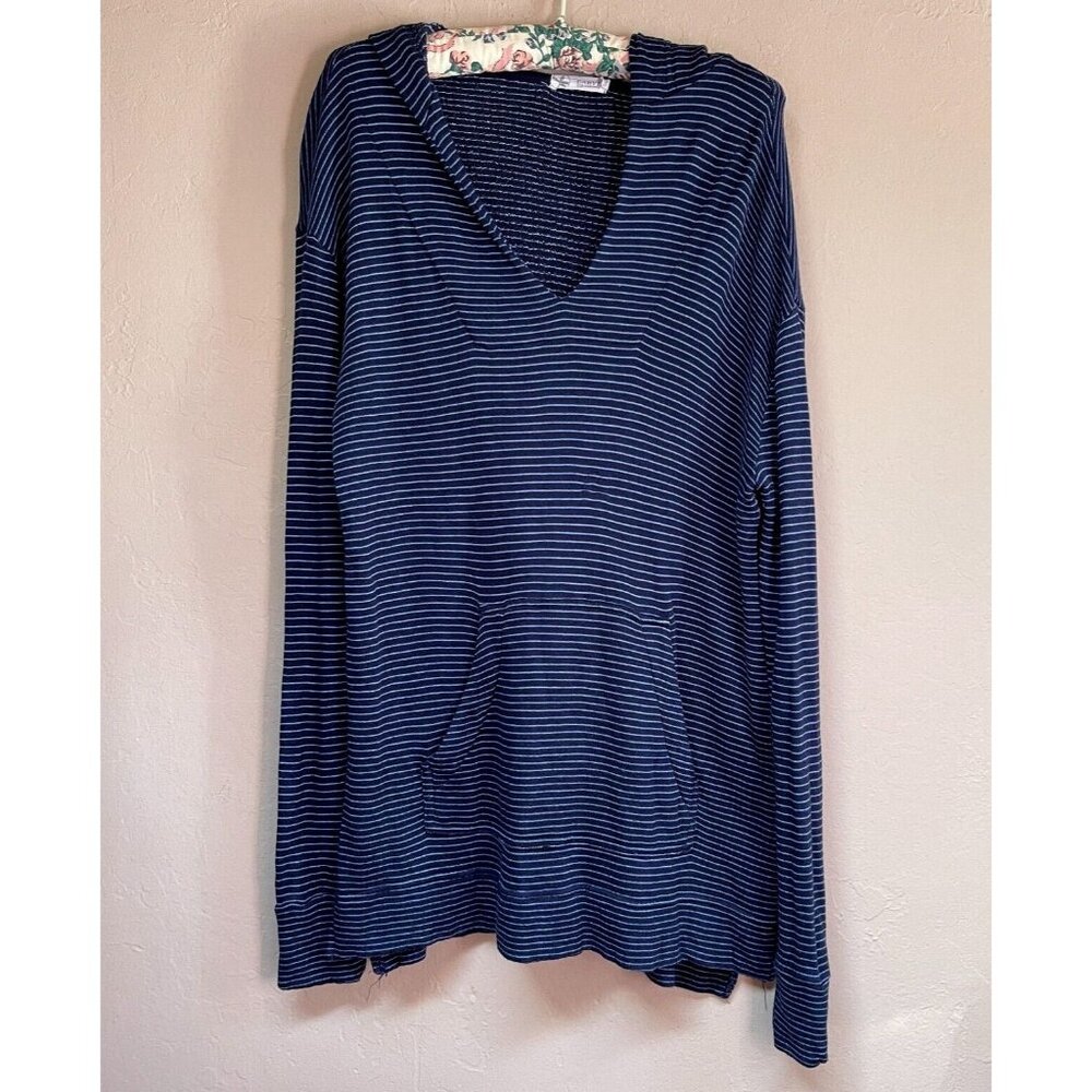 Carve Design Women's Long Sleeve Hoodie Sweater Top Medium V-Neck Striped Blue